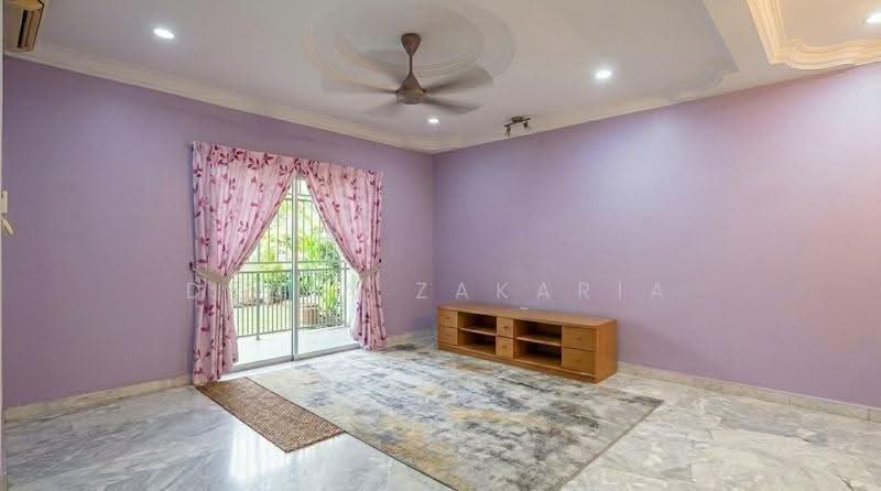 2-storey Terraced House for Sale in Warisan Puteri (Ampangan) - Deeja Zakaria - Living Room - PropertyGuru.com.my