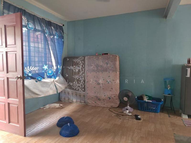 Terraced House for Sale in Taman Si Rusa (Port Dickson) - Deeja Zakaria - Bedroom - PropertyGuru.com.my