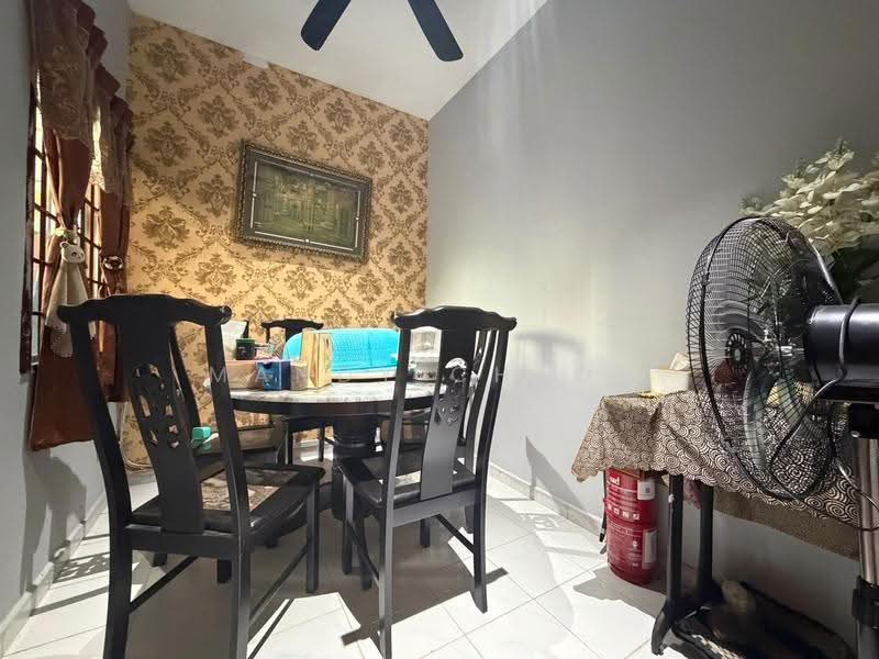 Terraced House for Sale in Taman Garing Utama (Rawang) - Mandy Cheow - Dining Room - PropertyGuru.com.my