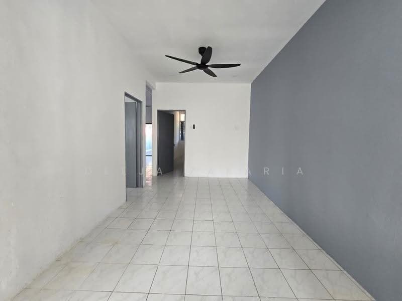 Terraced House for Sale in Taman Intan Perdana (Si Rusa) - Deeja Zakaria - Living Room - PropertyGuru.com.my