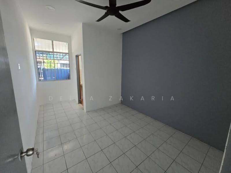 Terraced House for Sale in Taman Intan Perdana (Si Rusa) - Deeja Zakaria - Interior - PropertyGuru.com.my