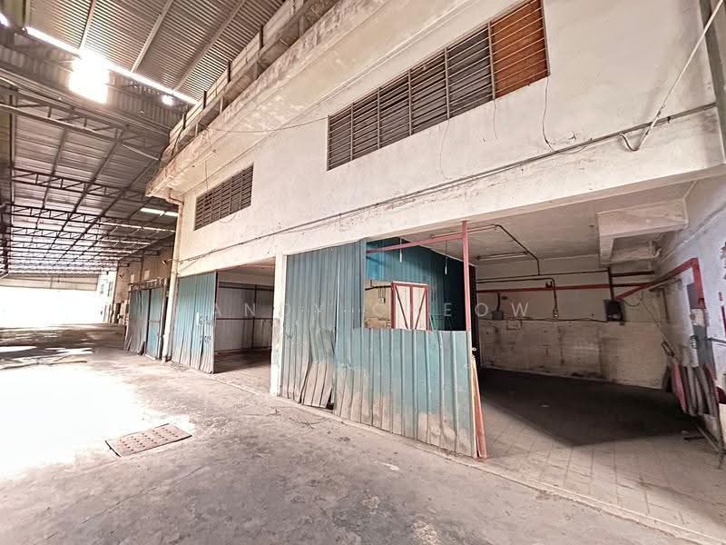 Factory for Rent in Rawang (Selangor) - Mandy Cheow - Interior - PropertyGuru.com.my