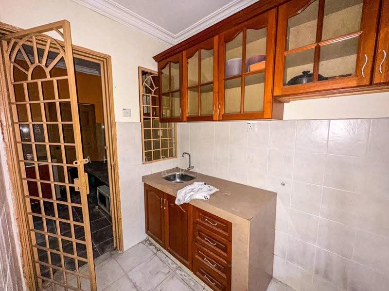 2-storey Terraced House for Sale in Kajang (Selangor) - Ahmad Ikhwan Arif - Kitchen - PropertyGuru.com.my
