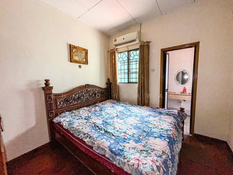 2-storey Terraced House for Sale in Kajang (Selangor) - Ahmad Ikhwan Arif - Bedroom - PropertyGuru.com.my