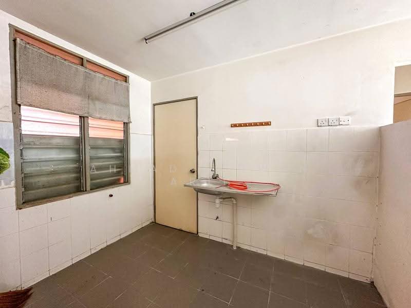 Apartment for Sale at Apartment Seroja - Ahmad Ikhwan Arif - PropertyGuru.com.my