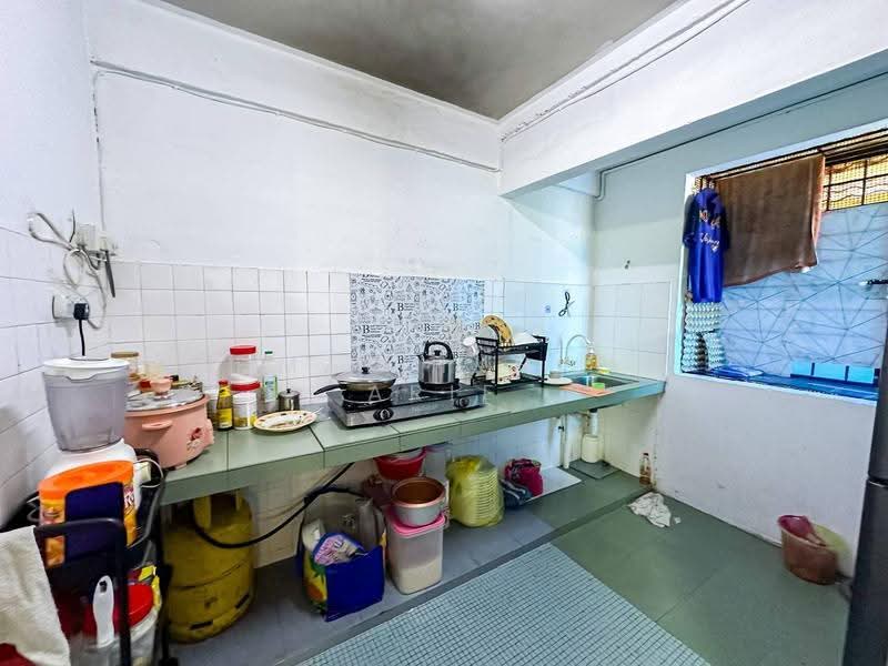 Flat for Sale at Sentul Utama Flat - Ahmad Ikhwan Arif - Kitchen - PropertyGuru.com.my