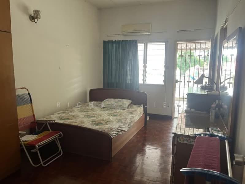 Rumah Teres 2-Tingkat untuk Dijual di SS2 (Petaling Jaya) - Richard Liew - Bedroom - PropertyGuru.com.my