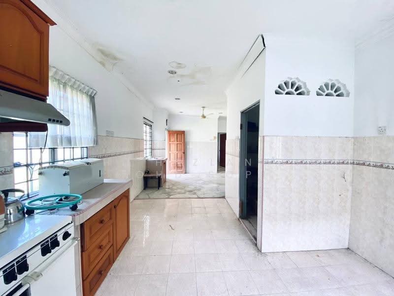 Bungalow House untuk Dijual di Taman Pantai Sepang Putra (Sepang) - Mohd Hazlan bin Mohd Sopi - PropertyGuru.com.my