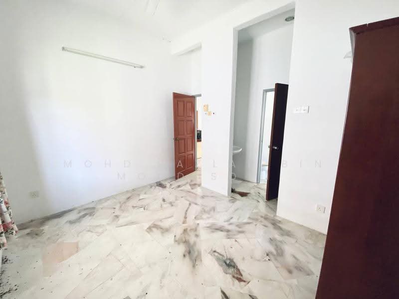 Bungalow House untuk Dijual di Taman Pantai Sepang Putra (Sepang) - Mohd Hazlan bin Mohd Sopi - PropertyGuru.com.my