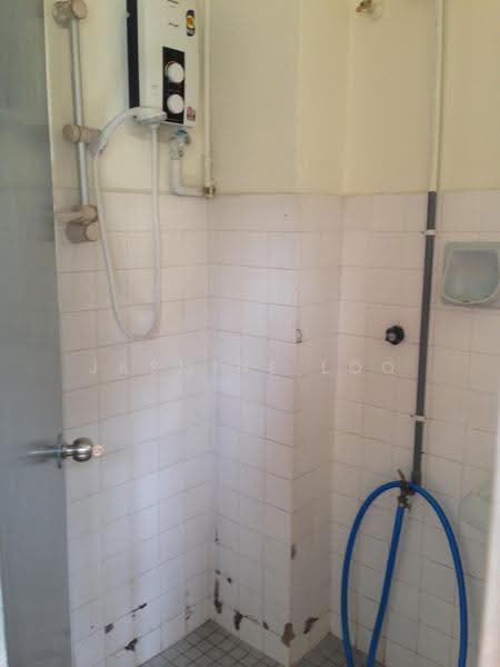 Rumah Teres 2-Tingkat untuk Dijual di SS2 (Petaling Jaya) - Jasmine Loo - Bathroom - PropertyGuru.com.my