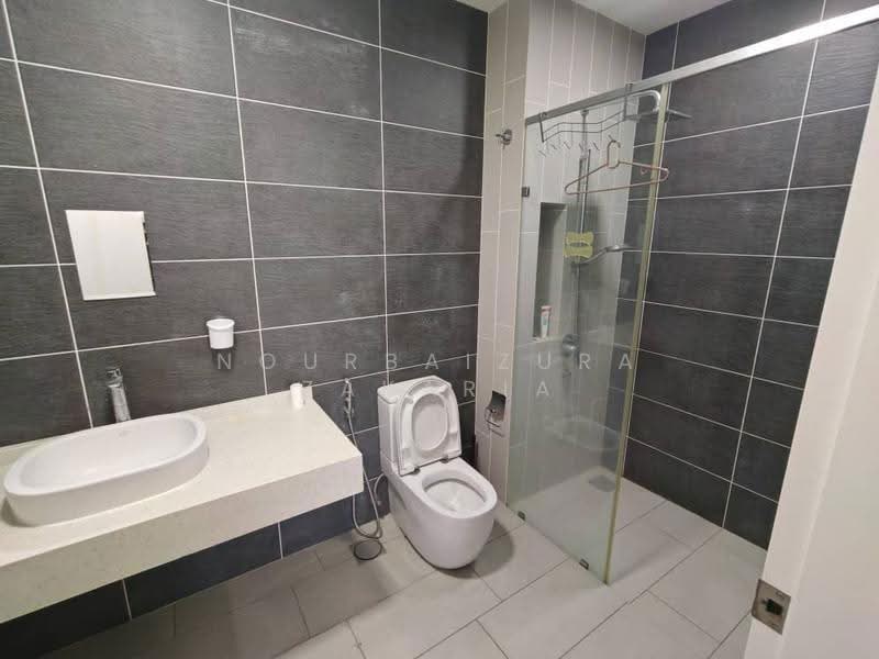 Condominium for Rent at Sky Condominium (Skyz Residence) - NOURBAIZURA ZAKARIA - Bathroom - PropertyGuru.com.my