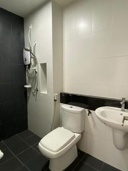 Service Residence for Rent at Sky Peak Residences - Liza Leong - Bathroom - PropertyGuru.com.my