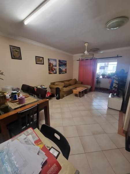 Condominium for Sale at Perdana Exclusive - Jimmy Lee - Living Room - PropertyGuru.com.my