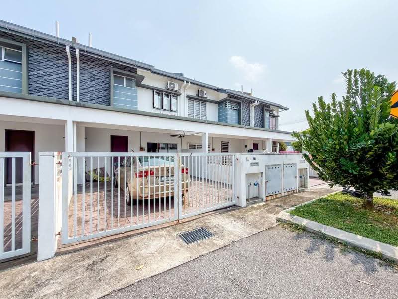 Rumah Teres 2-Tingkat untuk Dijual di Puncak Alam (Selangor) - Fauran Nawawi - PropertyGuru.com.my