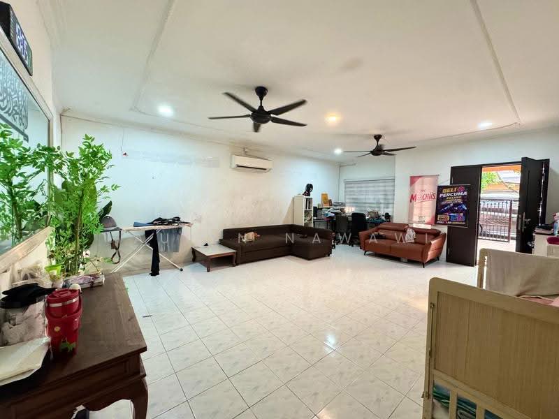 Bungalow House for Sale in Batu Caves (Selangor) - Fauran Nawawi - PropertyGuru.com.my