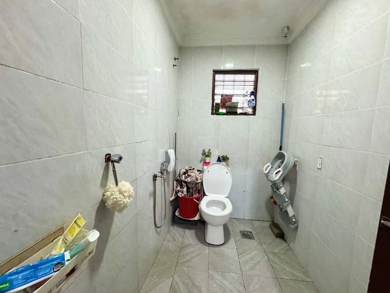 Bungalow House for Sale in Batu Caves (Selangor) - Fauran Nawawi - PropertyGuru.com.my
