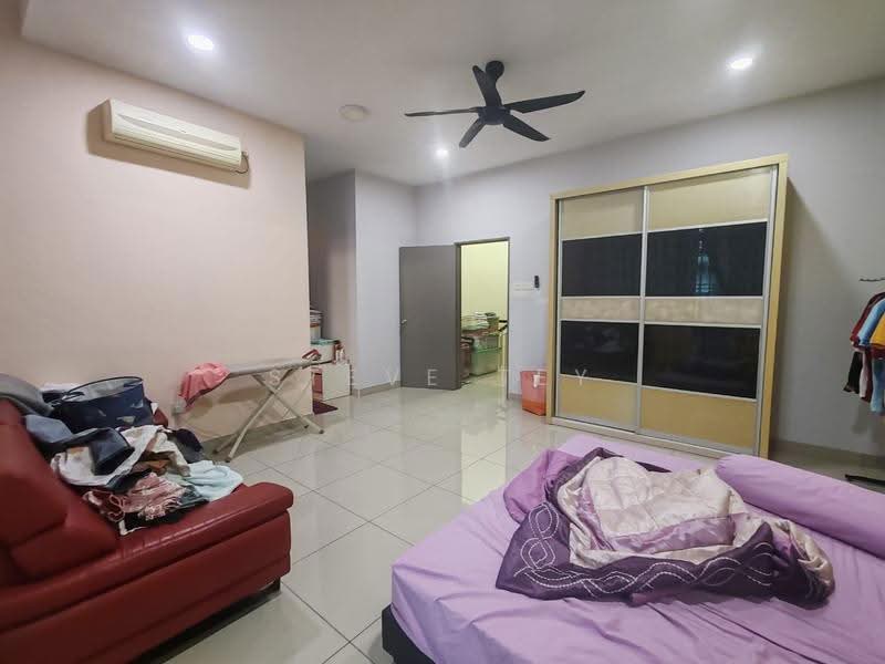 2-storey Terraced House for Sale in Taman Pulai Hijauan (Skudai) - Steve Tey - Bedroom - PropertyGuru.com.my