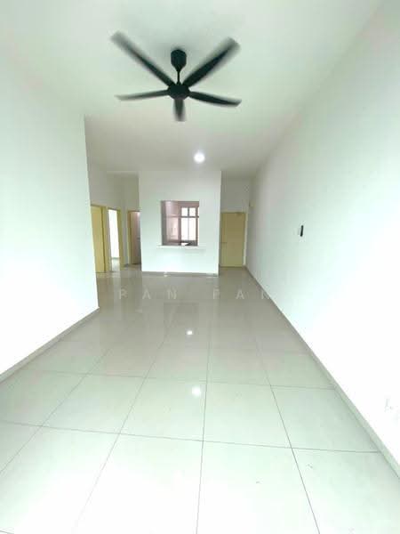 Apartment for Rent at Seri Molek Perdana - Pan Pan - Living Room - PropertyGuru.com.my
