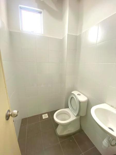 Apartment for Rent at Seri Molek Perdana - Pan Pan - Bathroom - PropertyGuru.com.my