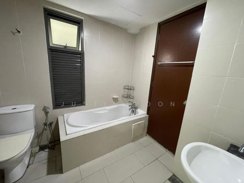 Service Residence for Sale at Saujana Residency - Justin Voon - Bathroom - PropertyGuru.com.my