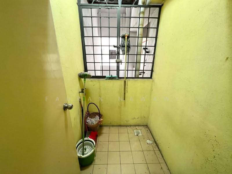 Apartment for Sale at Plaza Indah Apartment - Fauran Nawawi - PropertyGuru.com.my