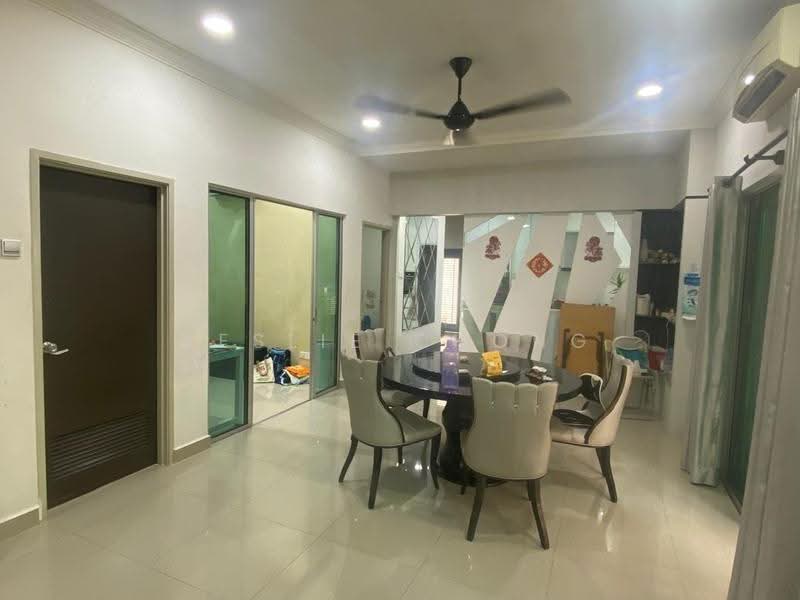 Rumah Berkembar untuk Dijual di Bandar Teknologi Kajang (Kajang) - Leslie Chong - Dining Room - PropertyGuru.com.my