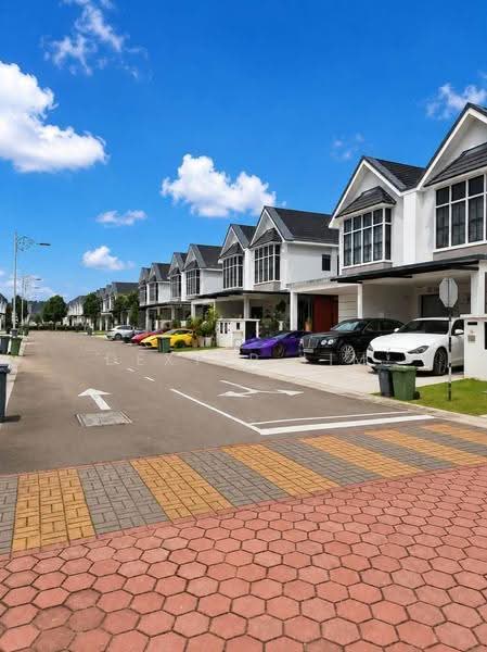 Rumah Kluster untuk Dijual di Taman Ekoflora (Johor Bahru) - Dexter Lim - Exterior - PropertyGuru.com.my