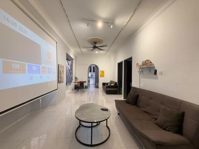 Rumah Teres 1-Tingkat untuk Disewa di Taman Daya (Johor Bahru) - Desmond Lew - Living Room - PropertyGuru.com.my