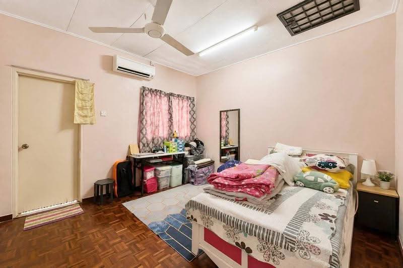 2-storey Terraced House for Sale in Bangi (Selangor) - Fauran Nawawi - PropertyGuru.com.my