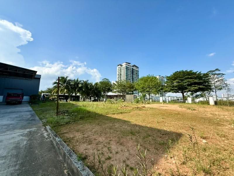 Kilang untuk Dijual di Johor Bahru (Johor) - U Hon Kun - Exterior - PropertyGuru.com.my
