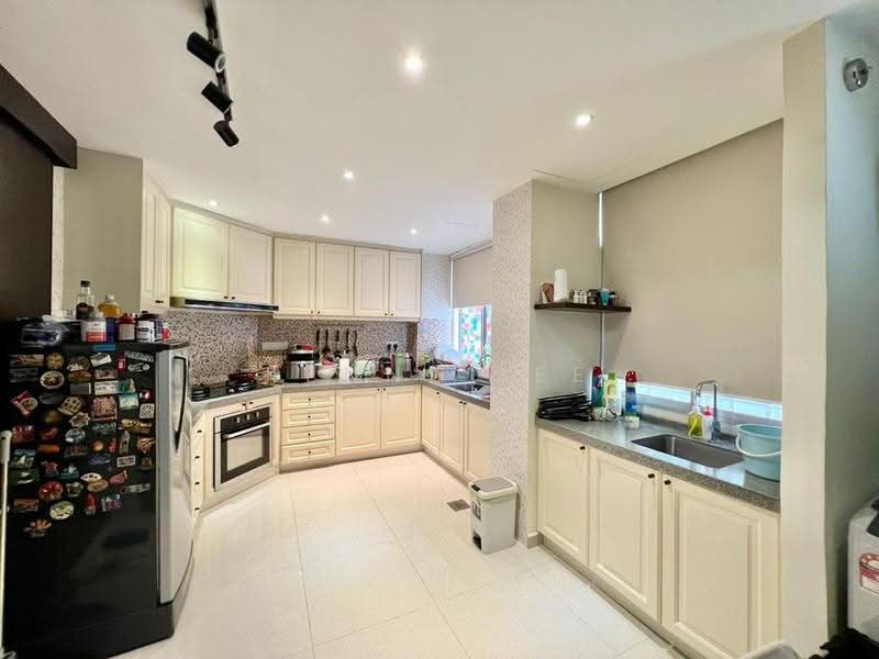 Condominium for Sale at Villa Wangsamas - Kenny Lee - Kitchen - PropertyGuru.com.my
