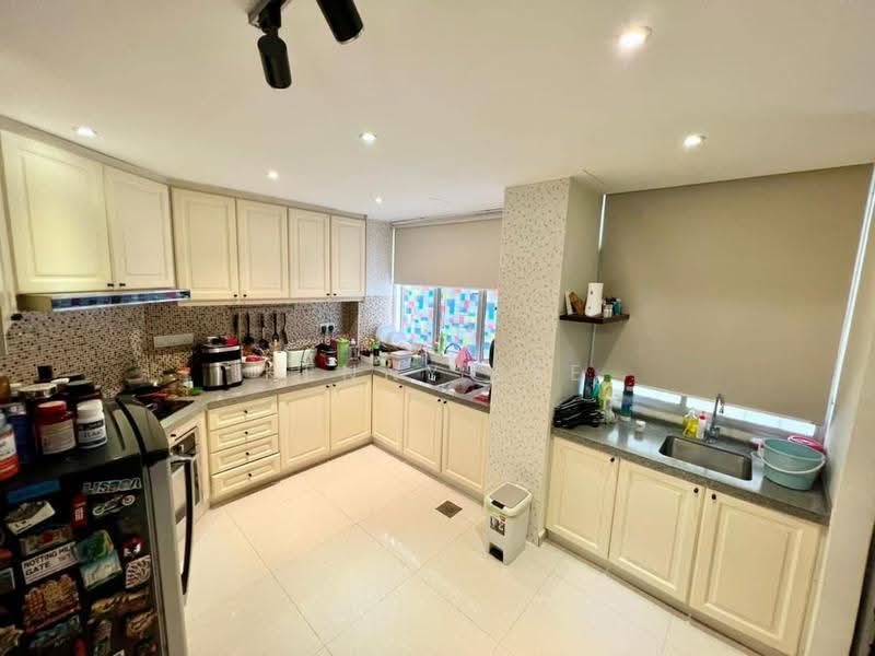 Condominium for Sale at Villa Wangsamas - Kenny Lee - Kitchen - PropertyGuru.com.my