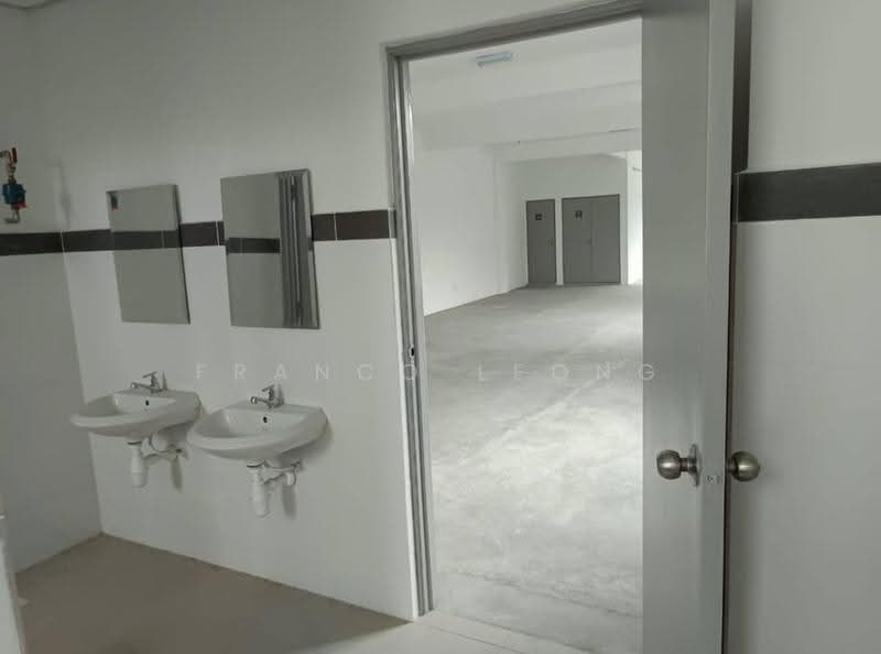 Office for Rent in Jalan Ipoh (Kuala Lumpur) - Franco Leong - Bathroom - PropertyGuru.com.my