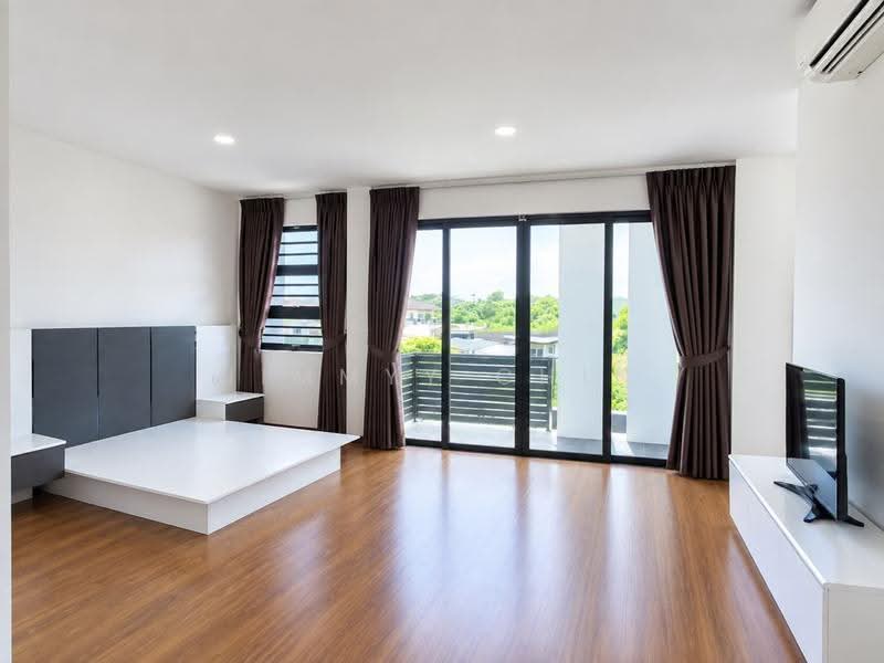 Semi-Detached House for Sale in Kuching (Sarawak) - Jimmyy Chin - Bedroom - PropertyGuru.com.my