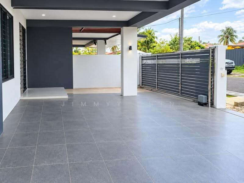 Semi-Detached House for Sale in Kuching (Sarawak) - Jimmyy Chin - Exterior - PropertyGuru.com.my