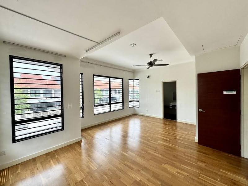 2-storey Terraced House for Sale in Alam Sari (Bangi) - Ahmad Fadlee - PropertyGuru.com.my