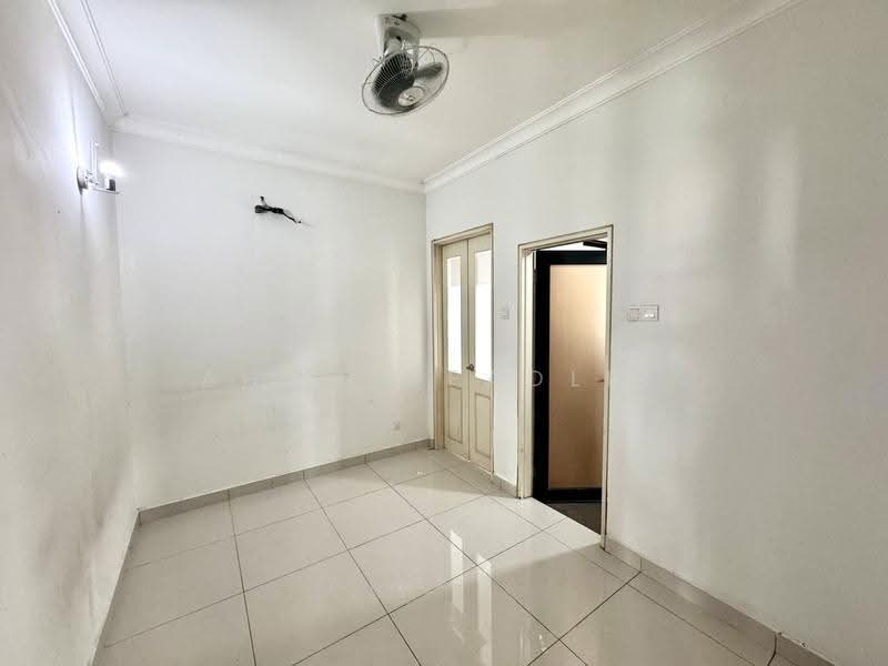 2-storey Terraced House for Sale in Alam Sari (Bangi) - Ahmad Fadlee - PropertyGuru.com.my