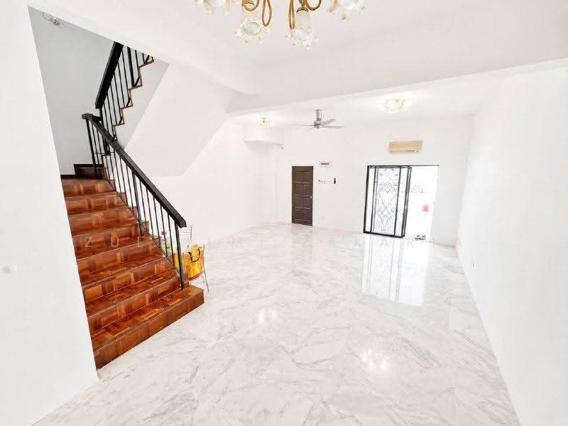 2-storey Terraced House for Sale in Bandar Sungai Long (Selangor) - Zulhilmi Zakaria - Living Room - PropertyGuru.com.my