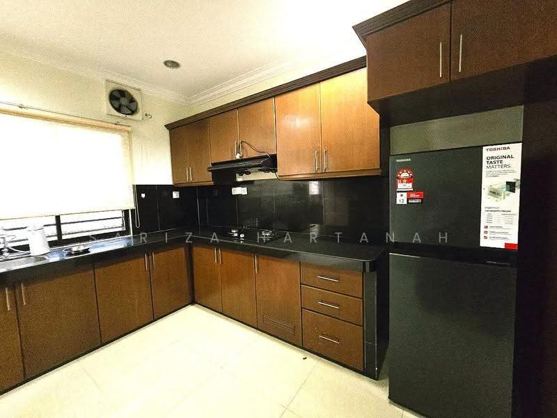 Rumah Teres 2-Tingkat untuk Dijual di Puncak Alam (Selangor) - Sariza Hartanah - Kitchen - PropertyGuru.com.my