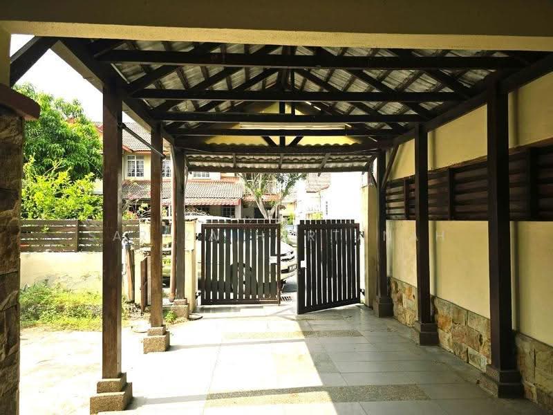 Rumah Teres 2-Tingkat untuk Dijual di Puncak Alam (Selangor) - Sariza Hartanah - Exterior - PropertyGuru.com.my