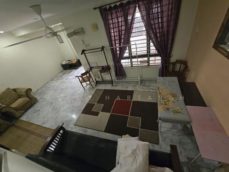 Rumah Teres 2-Tingkat untuk Dijual di Puncak Alam (Selangor) - Sariza Hartanah - Living Room - PropertyGuru.com.my