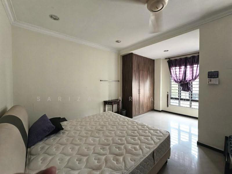Rumah Teres 2-Tingkat untuk Dijual di Puncak Alam (Selangor) - Sariza Hartanah - Bedroom - PropertyGuru.com.my