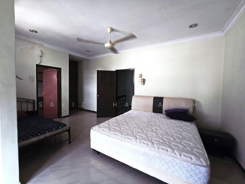 Rumah Teres 2-Tingkat untuk Dijual di Puncak Alam (Selangor) - Sariza Hartanah - Bedroom - PropertyGuru.com.my