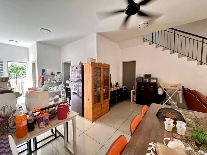 Rumah Teres 2-Tingkat untuk Dijual di Sepang (Selangor) - Ahmad Fadlee - Living Room - PropertyGuru.com.my
