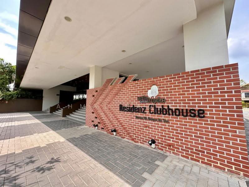 Rumah Teres 2-Tingkat untuk Dijual di Sepang (Selangor) - Ahmad Fadlee - Exterior - PropertyGuru.com.my