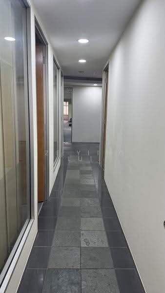 Pejabat untuk Dijual di Petaling Jaya (Selangor) - Sze Yiing Lui - Corridor - PropertyGuru.com.my