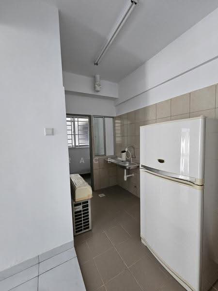 Apartment for Sale at Trifolia - Grace Lim - Kitchen - PropertyGuru.com.my
