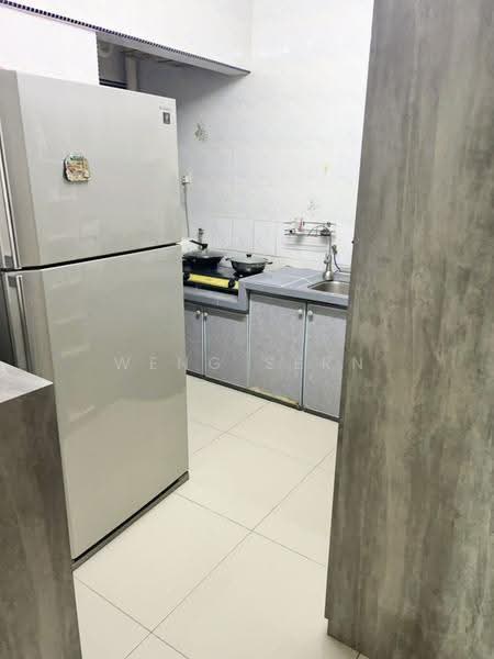 Pangsapuri untuk Disewa di Taman Pekaka Block 31 - Weng Sern - Kitchen - PropertyGuru.com.my
