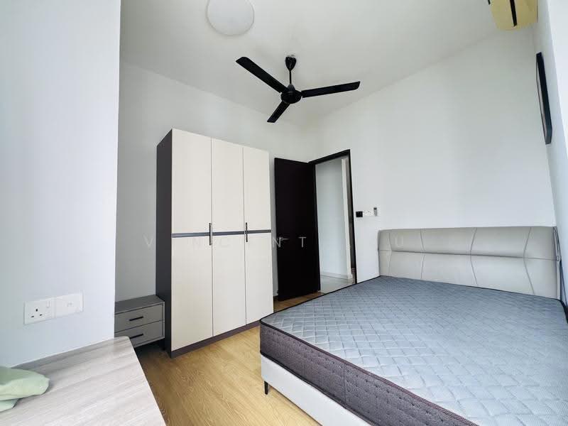 Kondominium untuk Disewa di Bay Point @ Country Garden Danga Bay - Vincent Lau - Bedroom - PropertyGuru.com.my