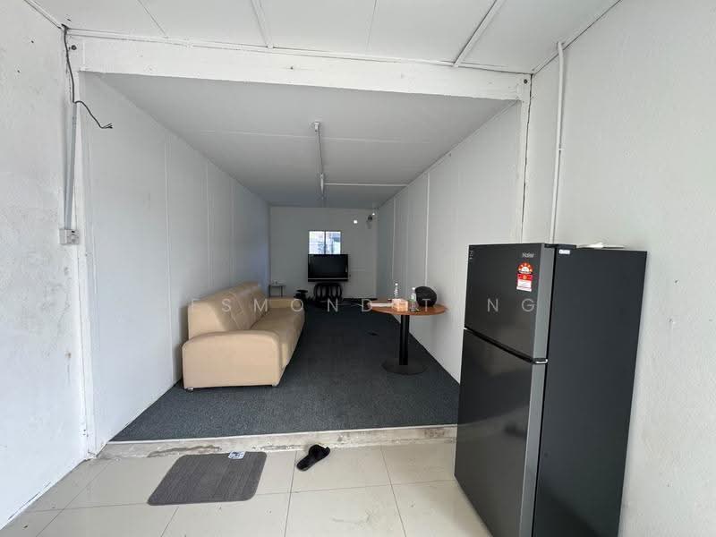 Cluster Factory for Rent in Kampung Kuala Sungai Baru (Puchong) - Desmond Tang - Living Room - PropertyGuru.com.my
